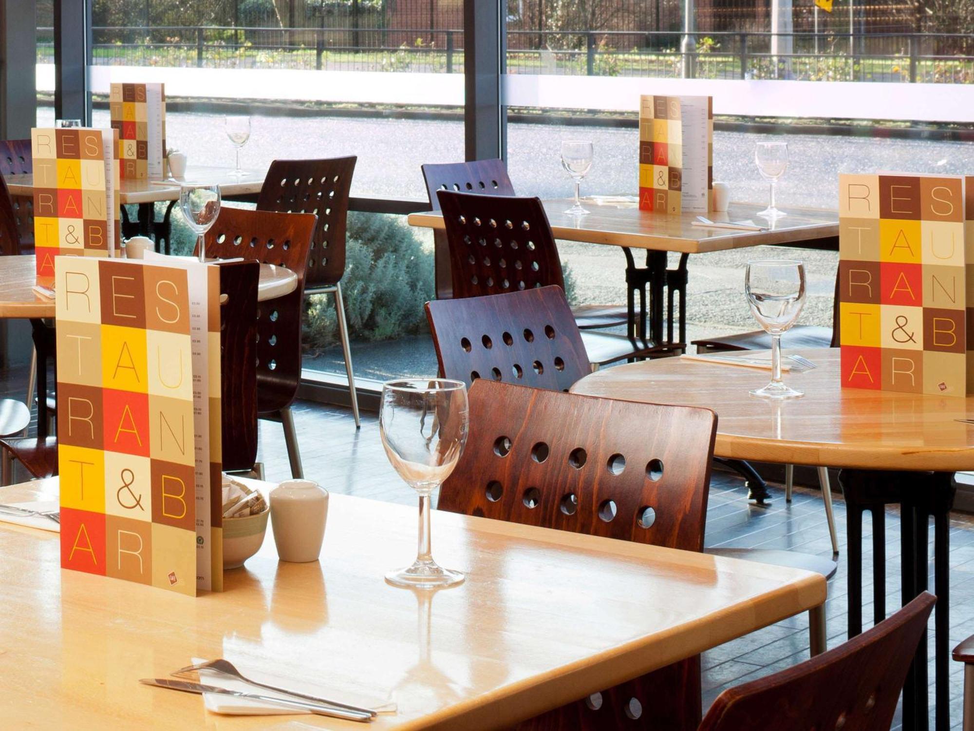 ไอบิส ฮูลล์ ซิตี้ เซ็นเตอร์ Hotel Kingston upon Hull ภายนอก รูปภาพ