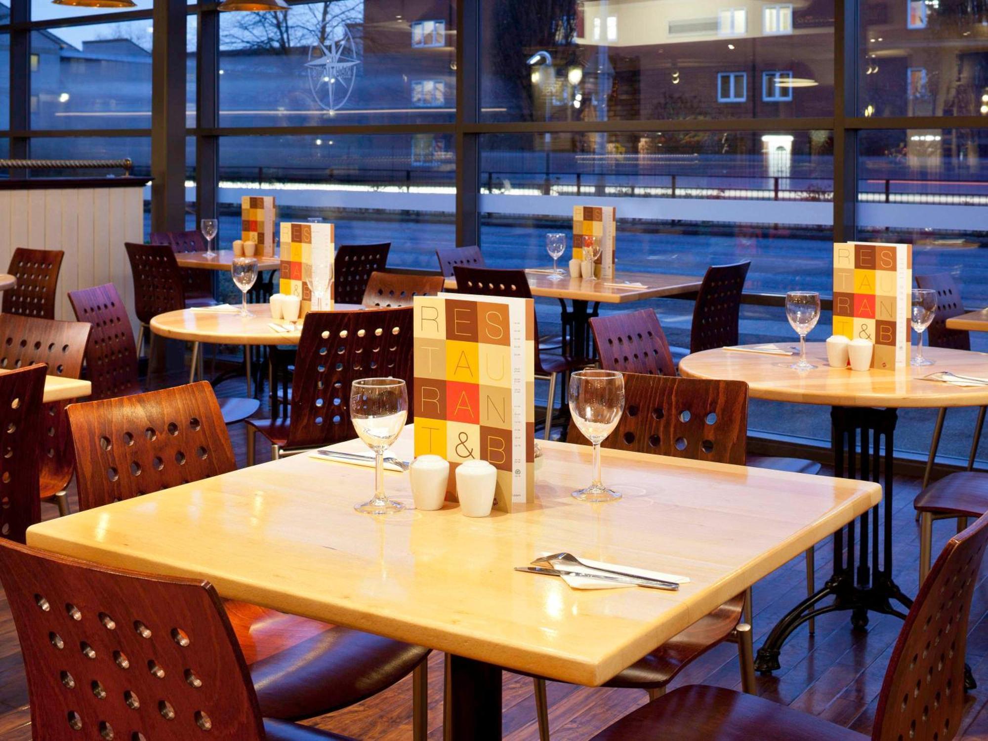 ไอบิส ฮูลล์ ซิตี้ เซ็นเตอร์ Hotel Kingston upon Hull ภายนอก รูปภาพ