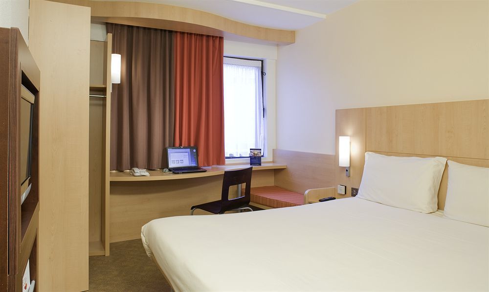 ไอบิส ฮูลล์ ซิตี้ เซ็นเตอร์ Hotel Kingston upon Hull ภายนอก รูปภาพ